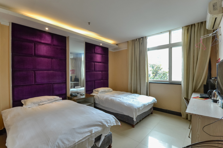 Bedroom, Yiwang Hotel, Lishui