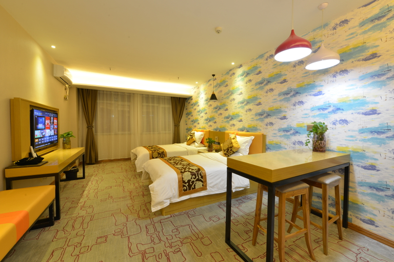 Bedroom 2, GreenTree Inn, Altay