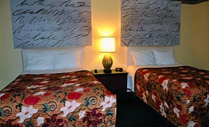 Bedroom 2, Travelers Inn Manteca, San Joaquin