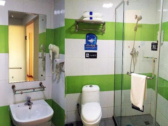 Bathroom, ジェームズ ジョイス コフィテルホテル(), Qingdao