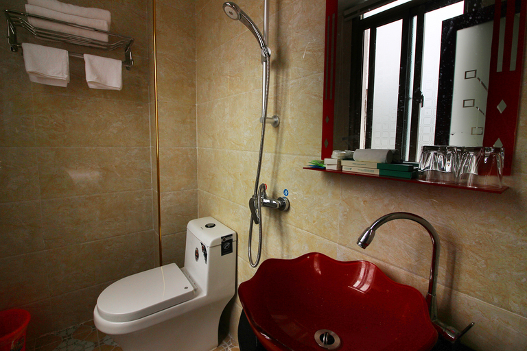 Bathroom 3, Xiangyuan Hot Spring Hotel, Chenzhou