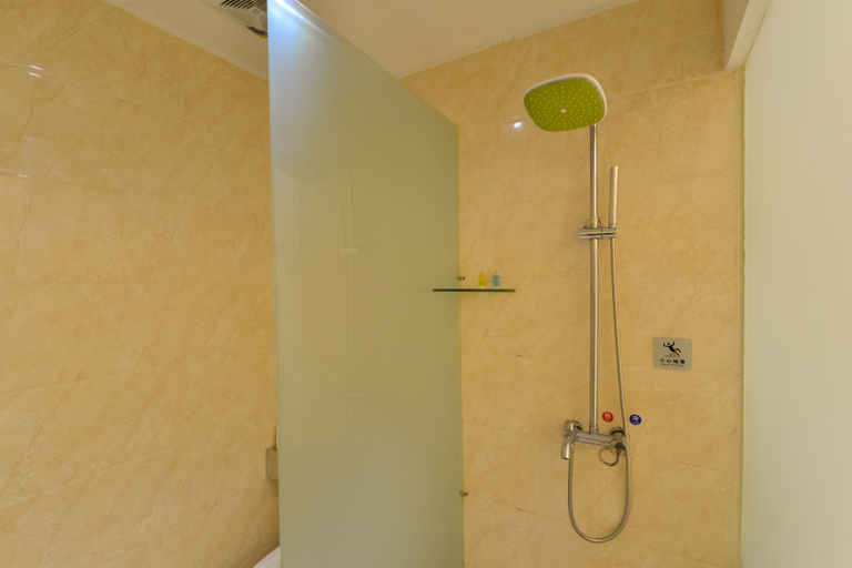 Bathroom 4, 0576 Business Hotel, Taizhou