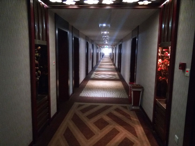 Others 5, EZZI HOTEL, Xinyang