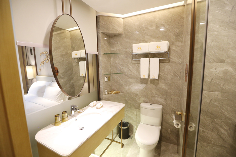 Bathroom 3, Joyous Hotel by Tao Heung Group, Dongguan