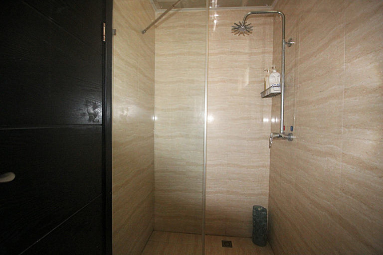 Bathroom 2, Water Hotel, Shiyan