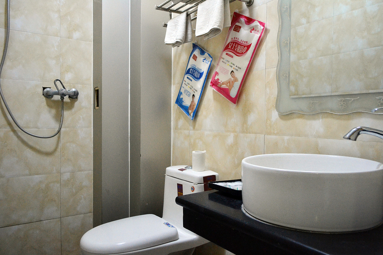 Bathroom, Yuntingxuan Business Hotel Dengfeng, Zhengzhou
