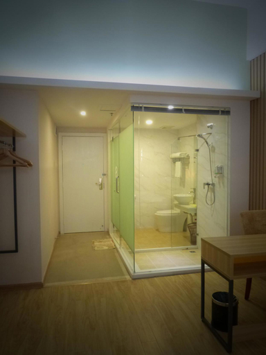 Bathroom 2, Bafang Junyue Hotel, Zhanjiang