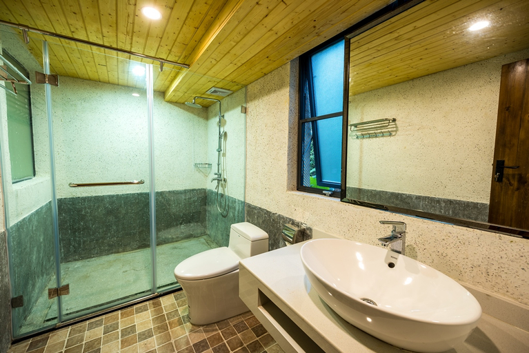 Bathroom, Beiliu Suoluo Valley Resort, Yulin