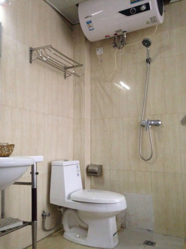 Bathroom 3, Lushan Hotel, Jiujiang