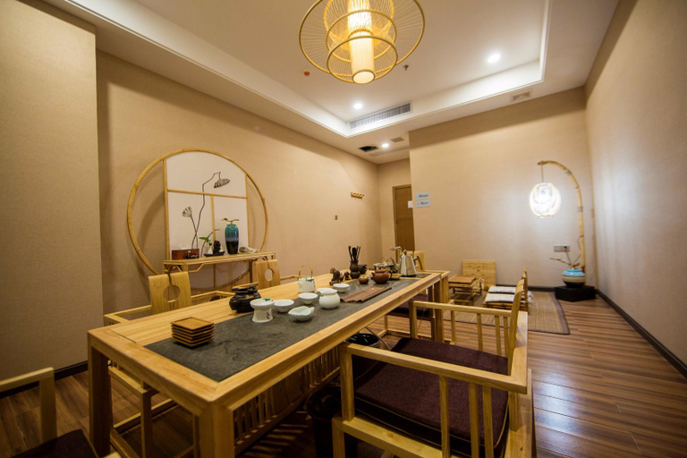 Food & Drinks 5, Binjiang Celebrity Holiday Hotel, Nanchong