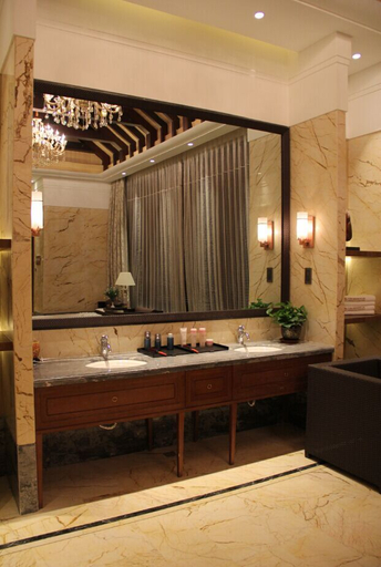 Bathroom, Wanda Ruijing Hannashan Hot Spring Hotel, Baishan