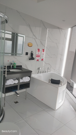 Bathroom 3, Renshou Tiansheng Holiday Hotel, Meishan