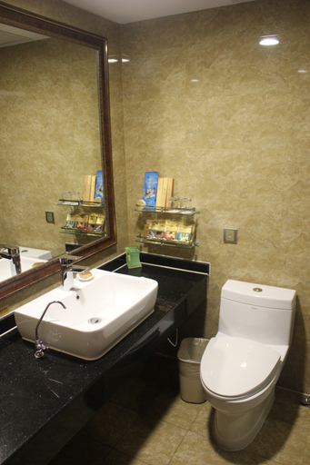 Bathroom 3, Hua Tai International Hotel, Xiangtan