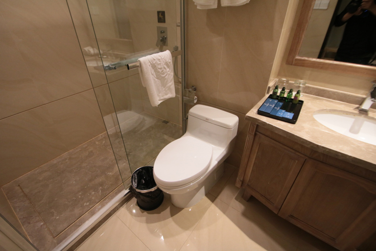 Bathroom 2, Famjoy Boutique Hotel, Shanghai
