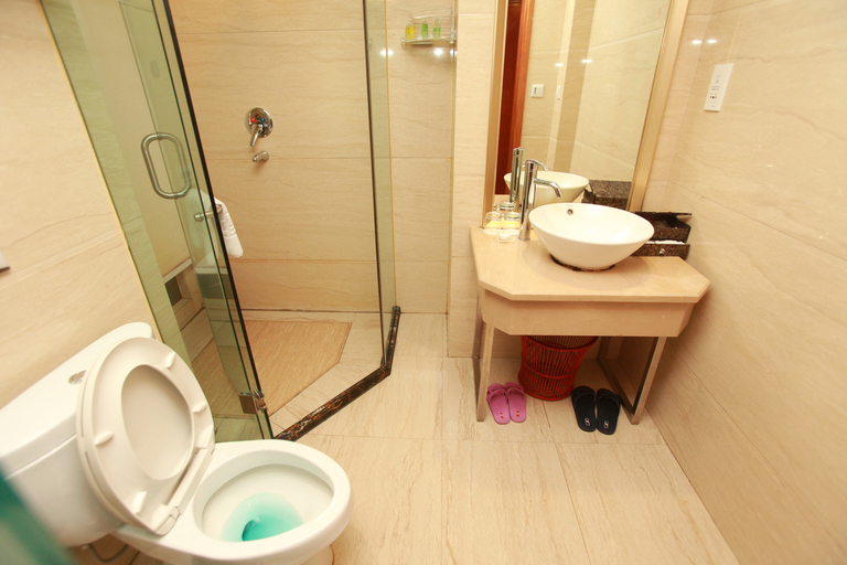 Bathroom 2, Qilixiang Hotel, Chengdu