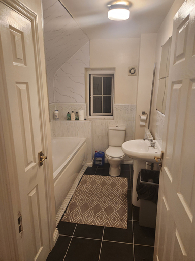 Bathroom 2, 69 swan lane, Coventry