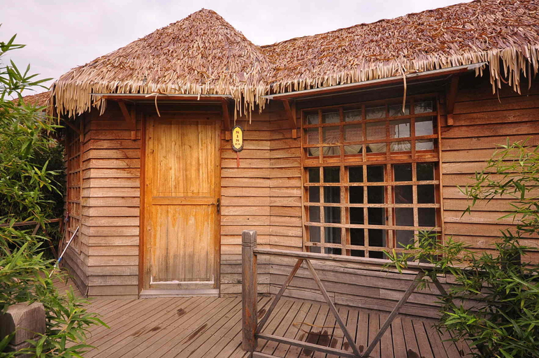 Exterior & Views, Jinan Menglin Grassland Tribe Hotel, Jinan