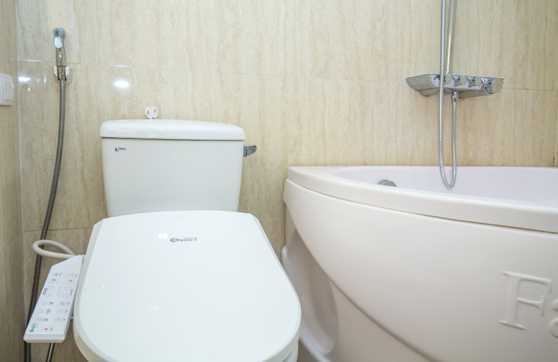 Bathroom 4, Sumitomo 11 APT - Alley 39 Linh lang, Ba Đình