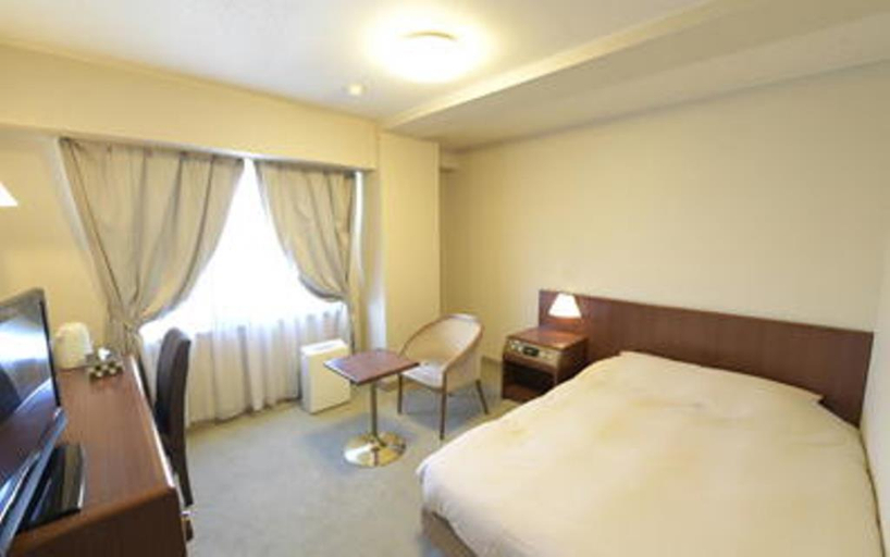 Bedroom 2, Akashi Luminous Hotel, Akashi
