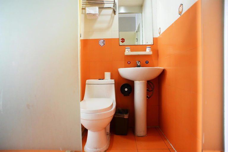 Bathroom, 99 インホテル(), Shanghai