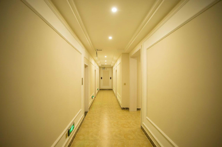 Others 4, We Young Inn, Zhangjiajie
