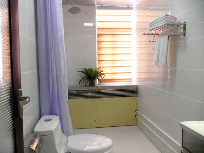 Bathroom, Tianma Hotel, Hami