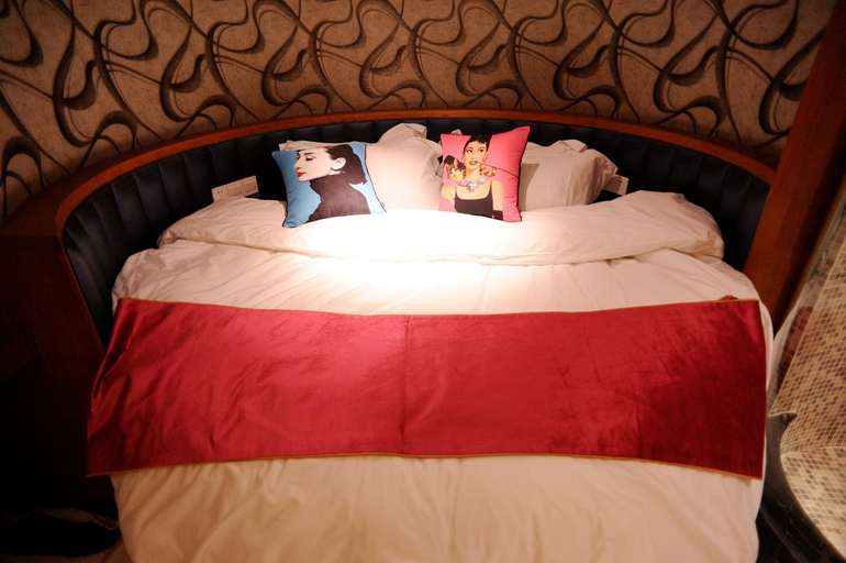 Bedroom 2, Huanbian Art Hotel, Chengdu