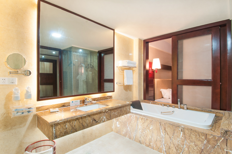 Bathroom 4, Boundary Island Sea Fishing Club, Hainan