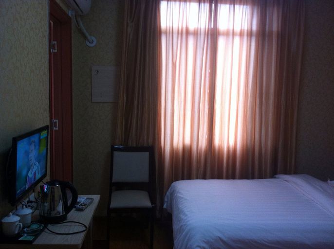 Bedroom 2, Ezhou Yingao Hotel, Ezhou