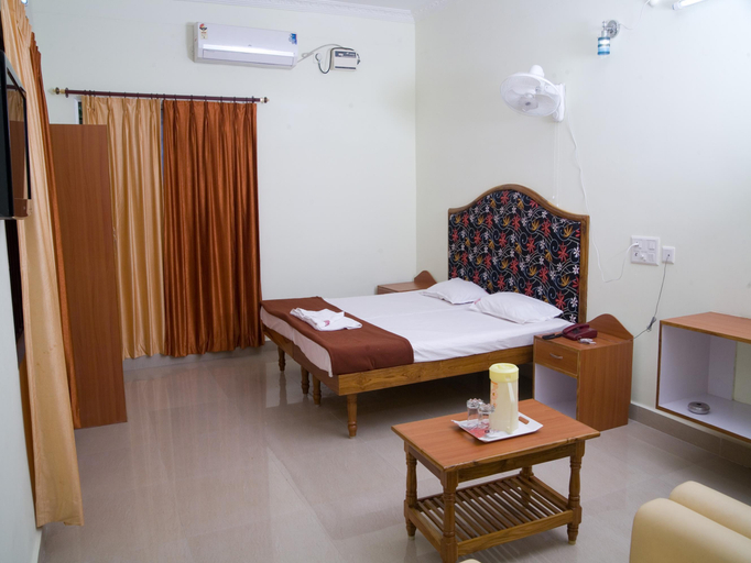 Bedroom 3, Hotel Vihas Inn Tirupati- Near Alipiri, Chittoor