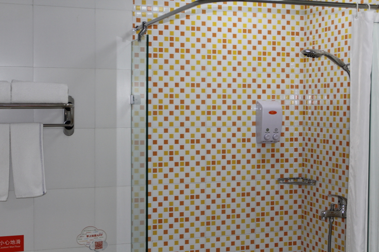 Bathroom, Pebble Hotel (Wuhu Fanchang Darunfa), Wuhu