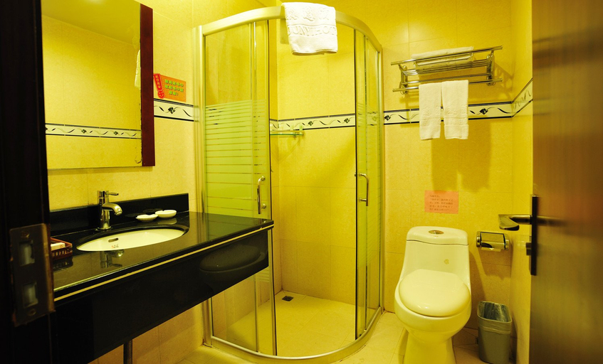 Bathroom 2, JUNYI HOTEL, Guangzhou