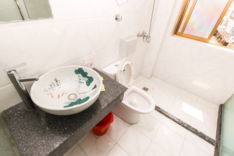 Bathroom, Mengyuan Hotel, Huangshan