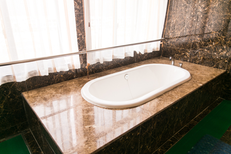 Bathroom 3, Super 8 Suzhou Yangcheng Lake Weixin Road, Suzhou