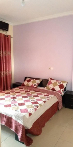 Bedroom 2, Chic appartement meublé de Bonamoussadi, Wouri