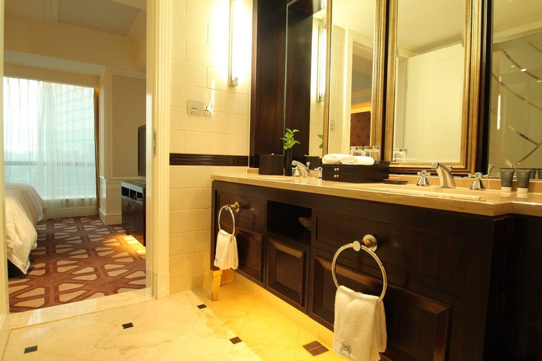 Bathroom 4, Paramount Gallery Hotel, Shanghai