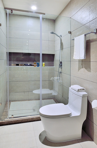 Bathroom 2, SKYBIRD Hotel (Shanghai International Resort - Chuansha Metro Station Store), Shanghai