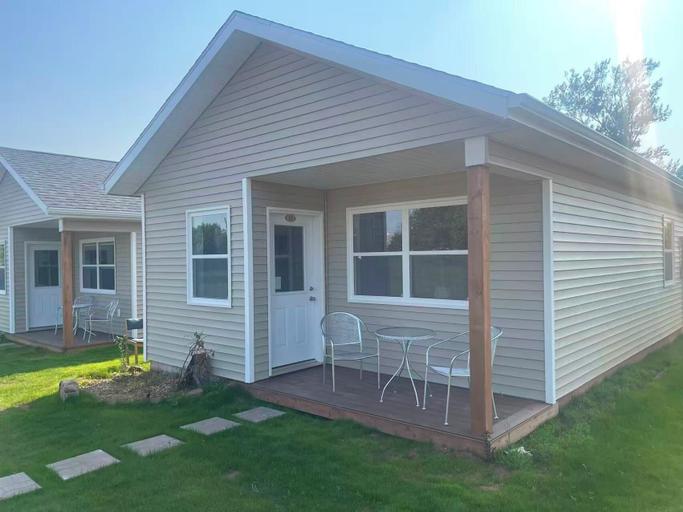 Exterior, Summerside Motel & Cottages, Prince