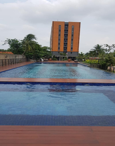 Others 3, Collection O 92440 Urban Town Apartment Karawang, Karawang