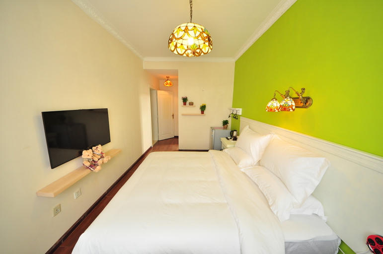 Bedroom 2, Like Sunshine Youth Hostel, Dali Bai