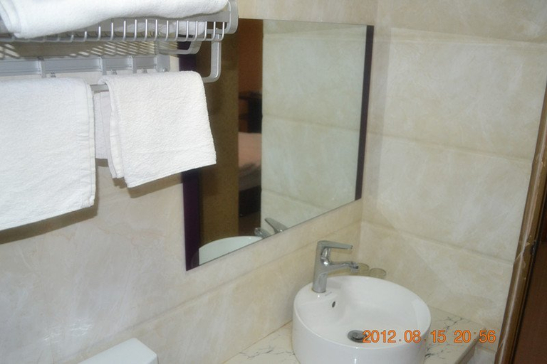 Bathroom, MAXHILL INN (Splashing Square), Xishuangbanna Dai
