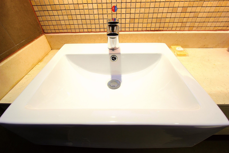 Bathroom 3, Hanting Hotel (Shenzhen Baoan Lingzhi Subway Stati, Shenzhen