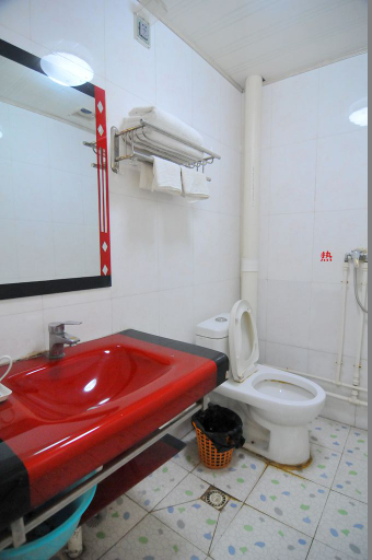 Bathroom, Jiaxing Business Hotel, Qingdao