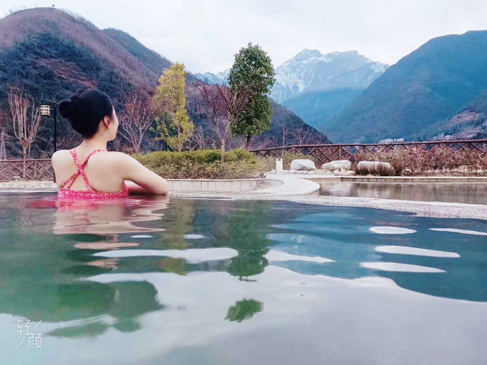 Sport & Beauty, Gongga cliff Hot Spring Hotel, Garzê Tibetan