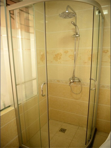 Bathroom 2, Nongyue Emei Shanju Hostel, Leshan