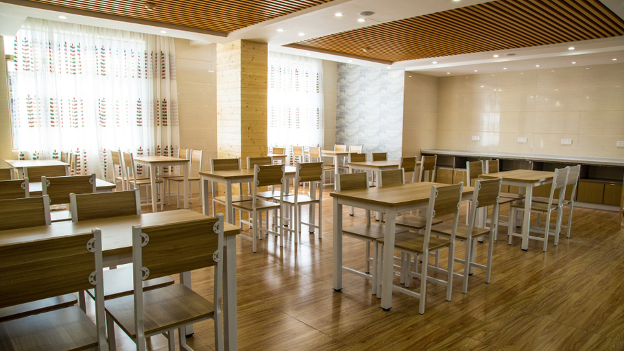 Food & Drinks, Sanyuesan Theme Hotel, Qingyuan