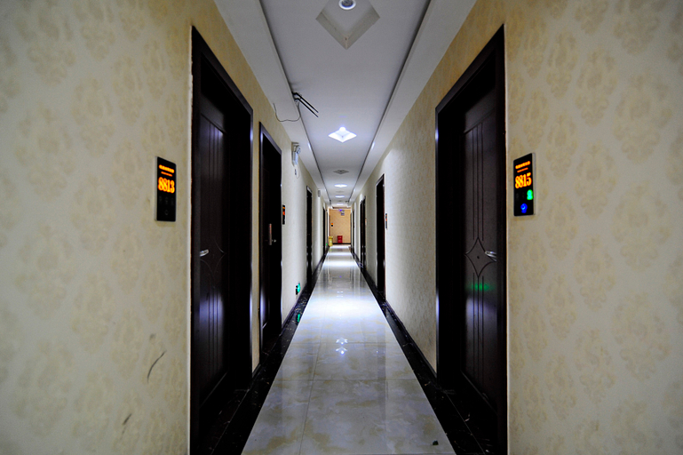 Others 4, Kaile Kuaijie Hotel, Guiyang