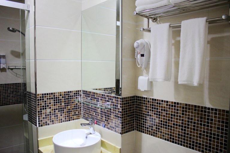 Bathroom 5, 7 デイズ インチェーンホテル(興城大学城)(7天连锁酒店(兴城大学城店)), Huludao