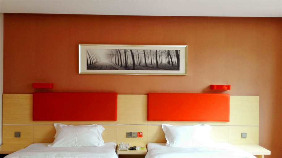 Bedroom, Starway Hotel (Nanchang HongGuTan Wanda Plaza Branch ), Nanchang