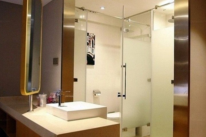 Bathroom, Forum Hotel Hunan, Changsha